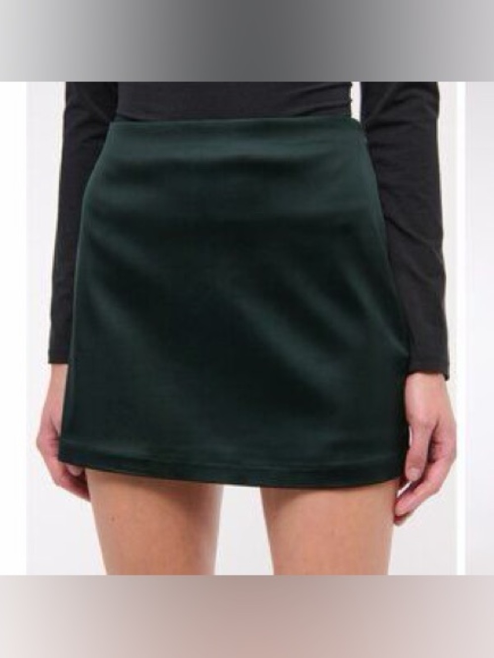 Abercrombie Scarlet Satin Mini Skort Green Small